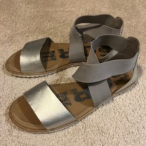 Sorel Ella sandals - silver/grey, size 8